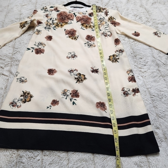 Mini Dress Floral  Beige 3/4 Sleeves Scoop neck ZARA - Picture 13 of 13